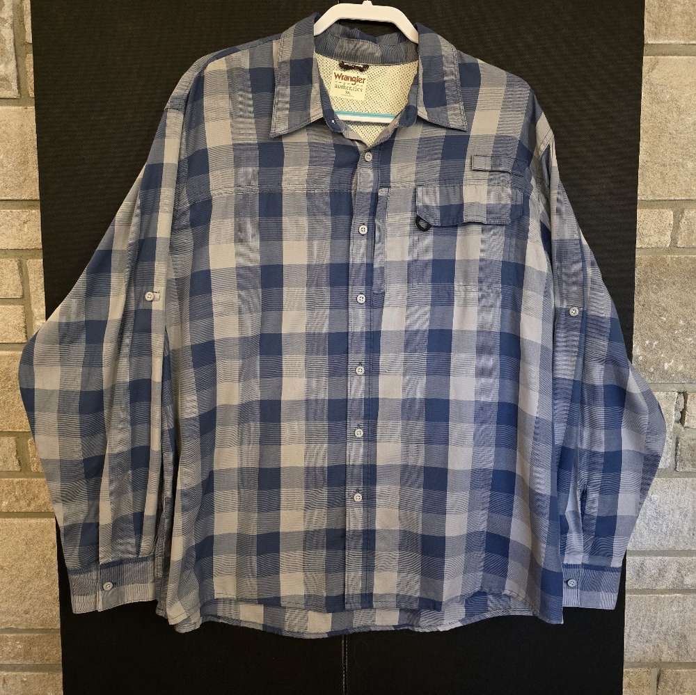Wrangler Authentics men's blue/gray plaid long sleeve button down shirt size XL